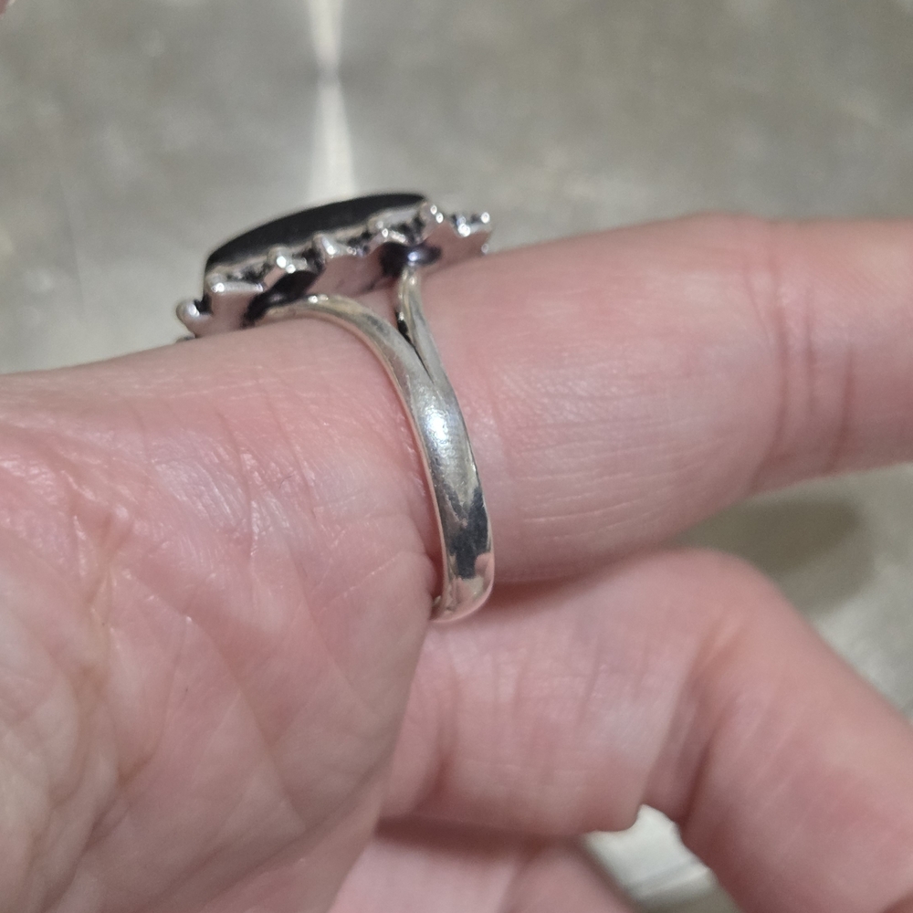 Sterling Silver Onyx Stone Ring - Picture 6 of 8